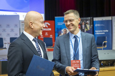 Od lewej: prof. J. Sęp, dr hab. M. Ruszel, prof. PRz,