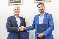 Od lewej: prof. J. Sęp, W. Misiura,