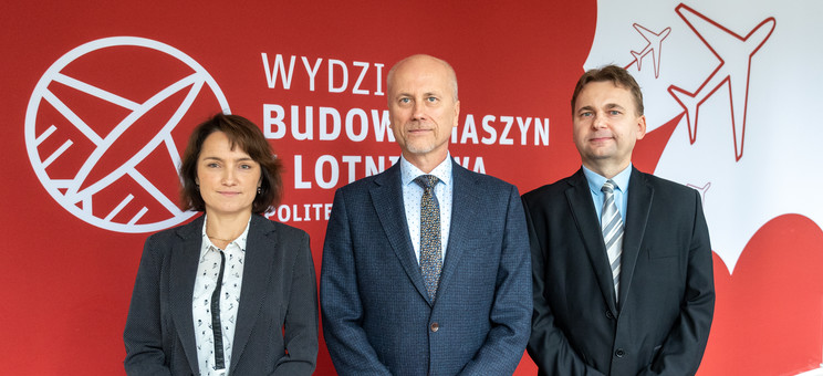 Od lewej: prof. PRz L. Gałda, prof. J. Sęp, prof. PRz A. Dzierwa,